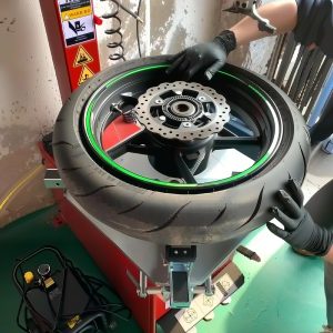 motorcycle tire changer